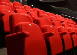 صندلی تاشو سینمایی