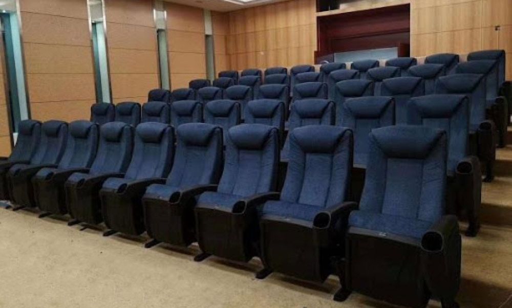 صندلی تاشو سینمایی